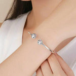 Elegant Unicorn bracelet Silver / Metal nz