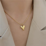 Gold heart shaped pendant nz