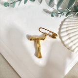 Initial brooch T nz