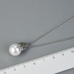 Pearl necklace with crown nz