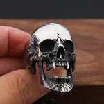 Skull signet ring nz