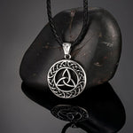 Triquetra pendant stainless steel Silver with leather strap / 60 cm nz